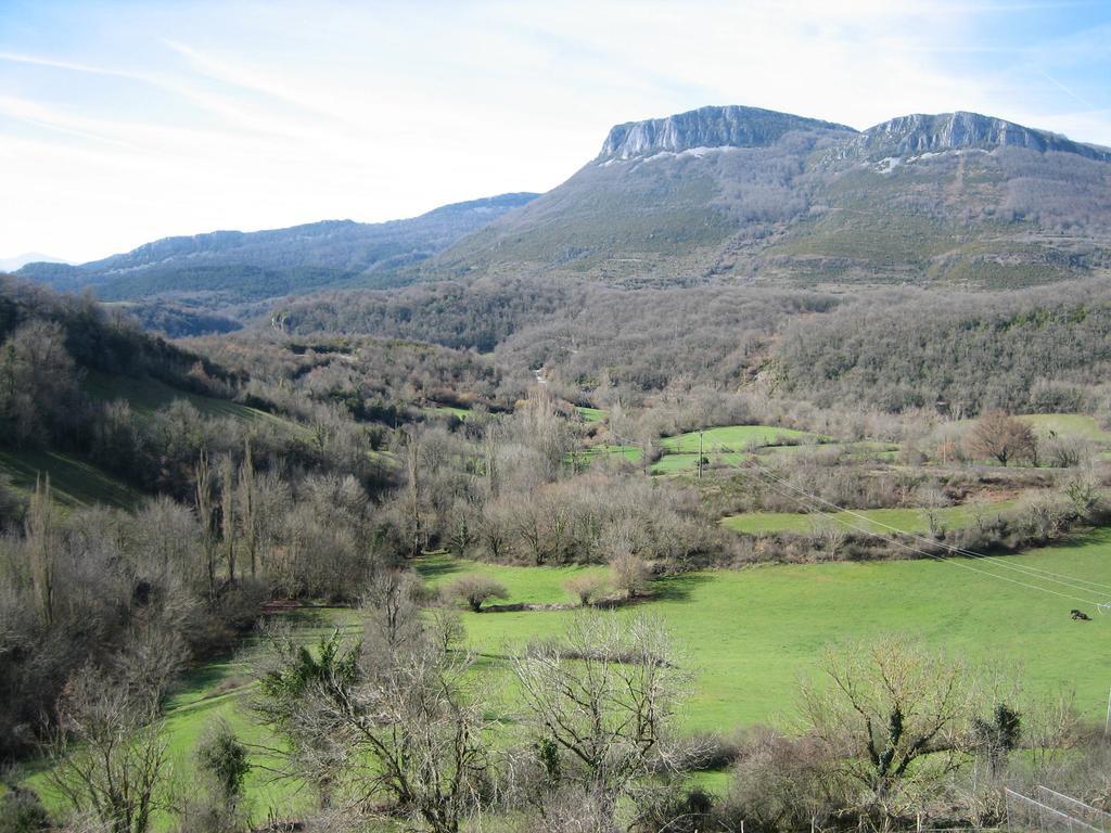 Villanueva de Arce Casa Rural Parriola المظهر الخارجي الصورة