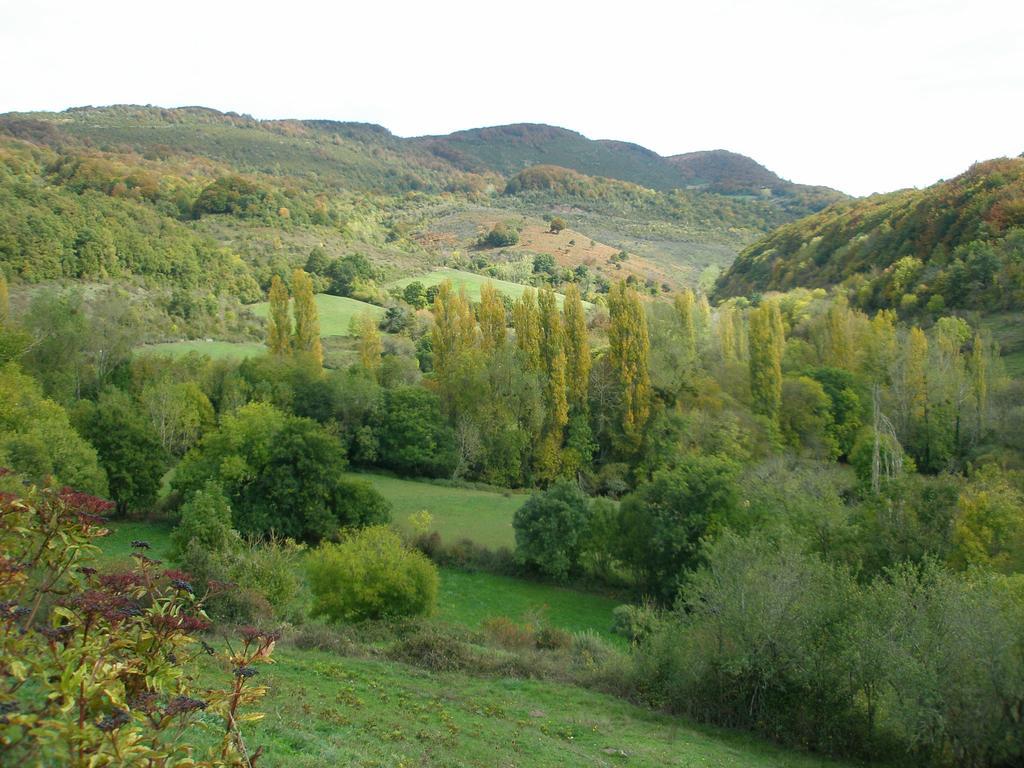 Villanueva de Arce Casa Rural Parriola المظهر الخارجي الصورة