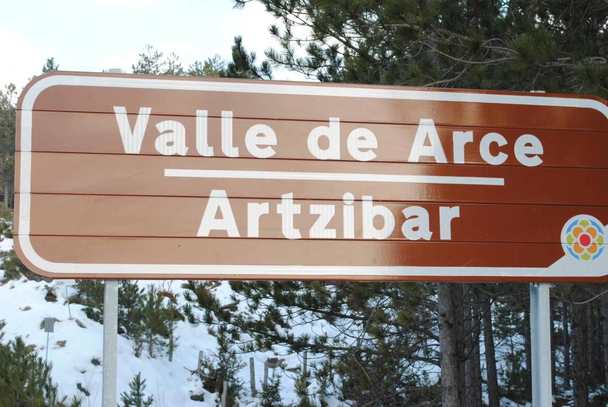 Villanueva de Arce Casa Rural Parriola المظهر الخارجي الصورة